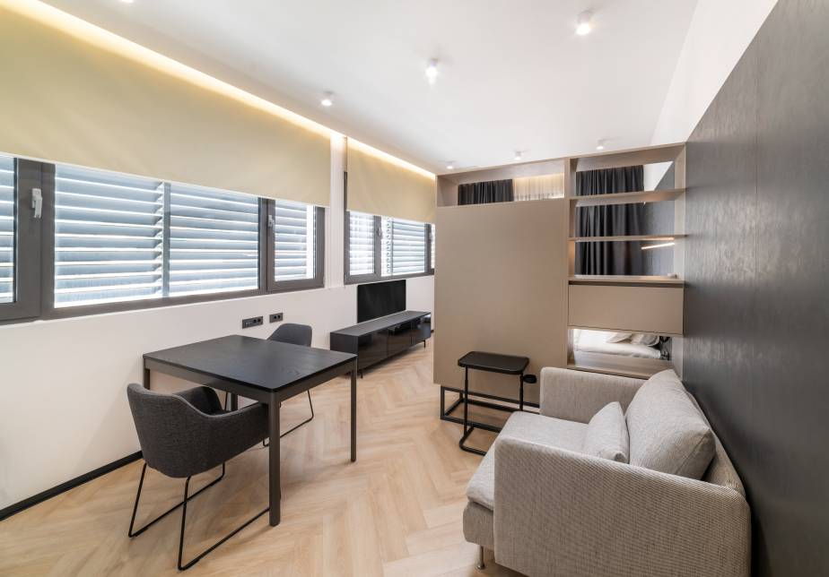 Restful Retreats - Private Rooms with Comfortable Beds for Relaxation